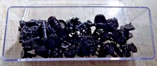 Risk 1998 black army pieces - black,